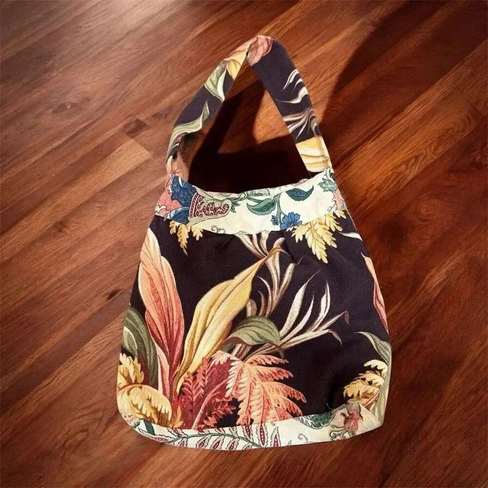 Vintage 90s Tropical Floral Leaf Brocade Shoulder Bag Purse Hobo Black